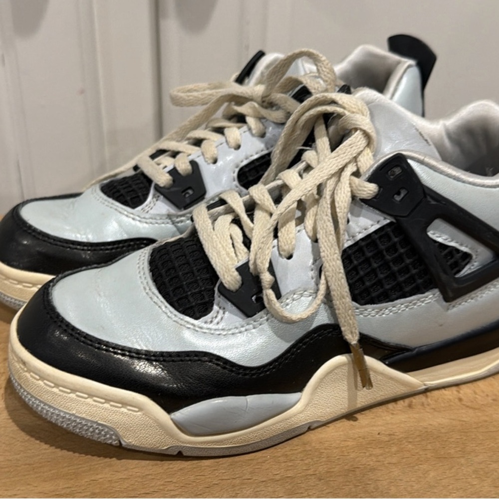 Nike Air Jordan’s size 1y grade school